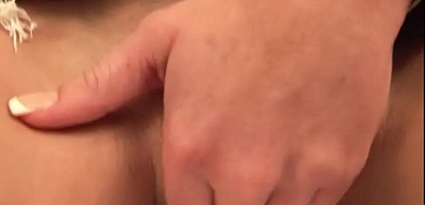 Brooke Skye fingering her pussy